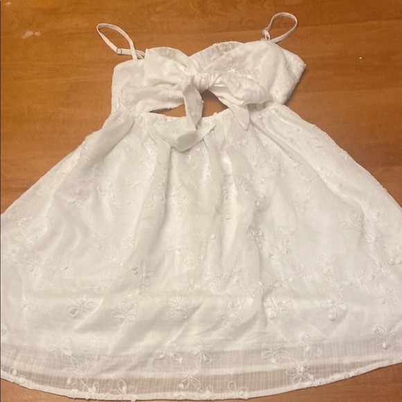 Princess Polly White Bow Mini Dress - Picture 4 of 7